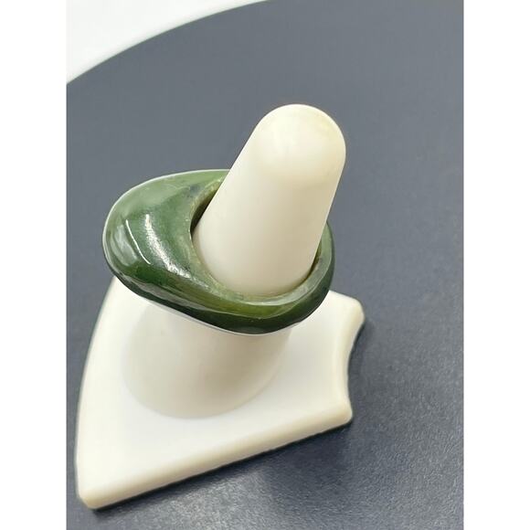 Stunning Natural Green Stone
Dome Ring with Dramatic Black Inclusions Sz 6.5 - Picture 13 of 14